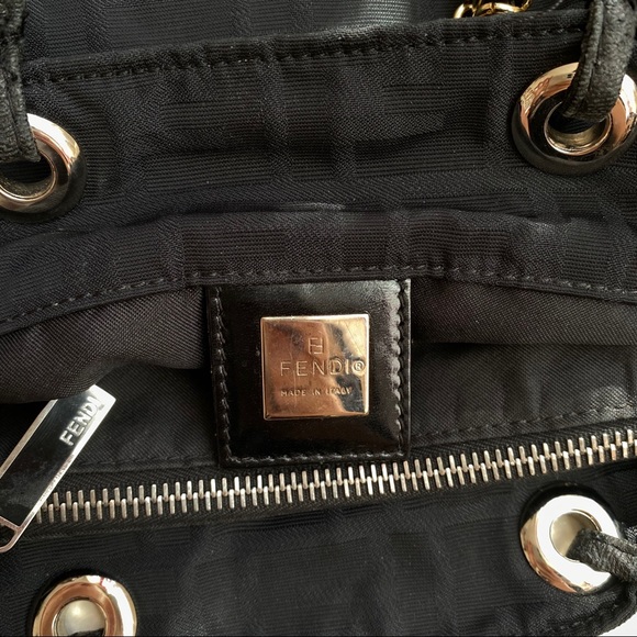 Authentic Fendi bag - Picture 4 of 6
